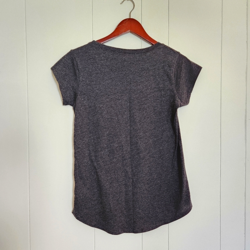 Lucky Brand "Love Our Planet", "Be Kind" Soft Gray Tee T-shirt, Size Small - Picture 3 of 7